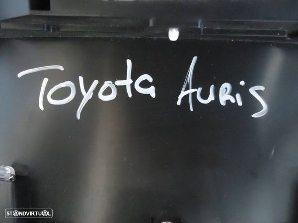 Quadrante Toyota Auris - 3