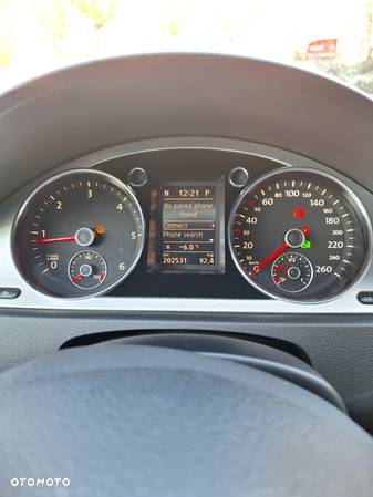 Volkswagen Passat Variant 2.0 TDI DPF DSG Highline - 8