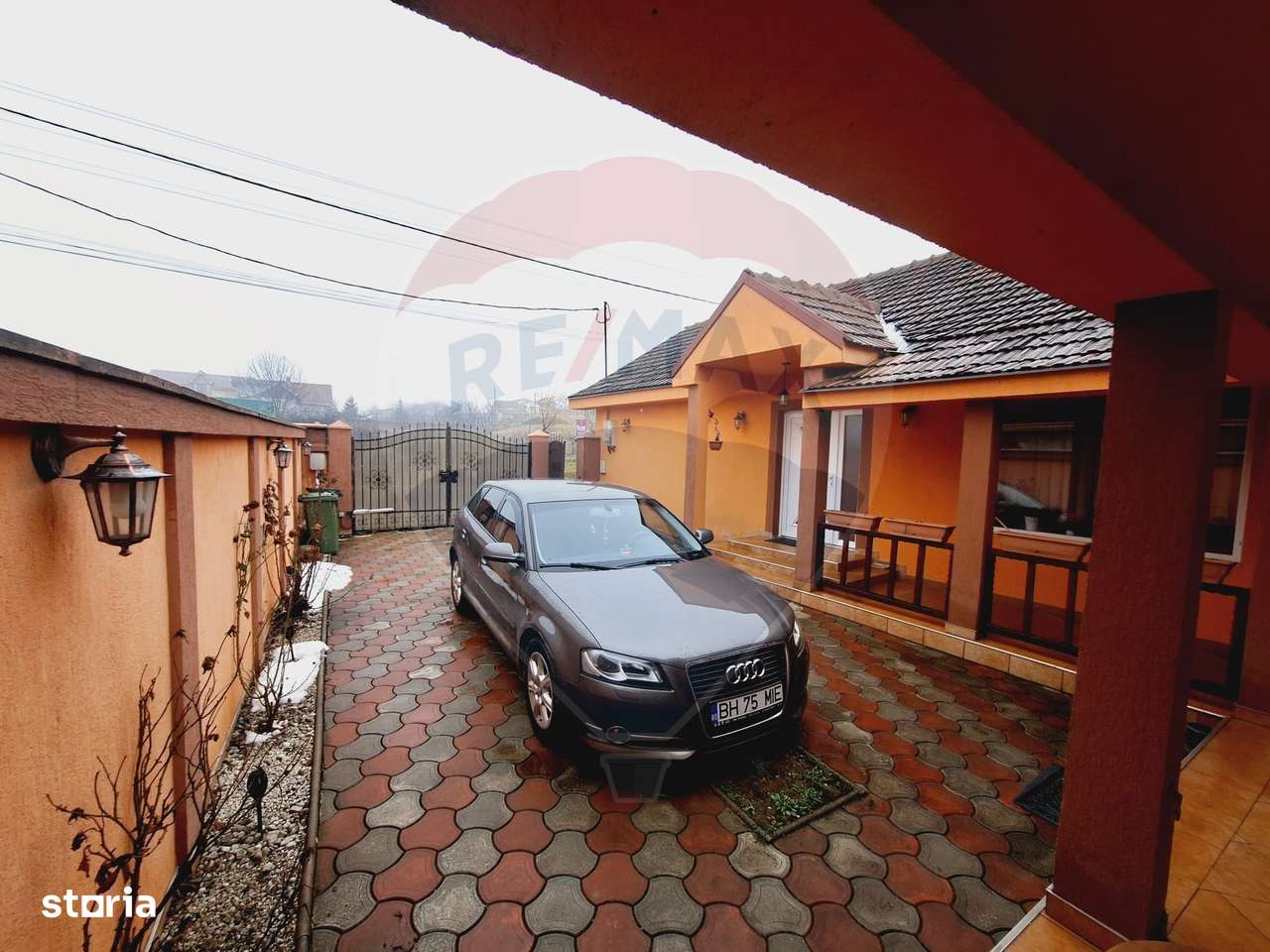 Casă cu 3 camere de vânzare in Hidiselu de Sus-5