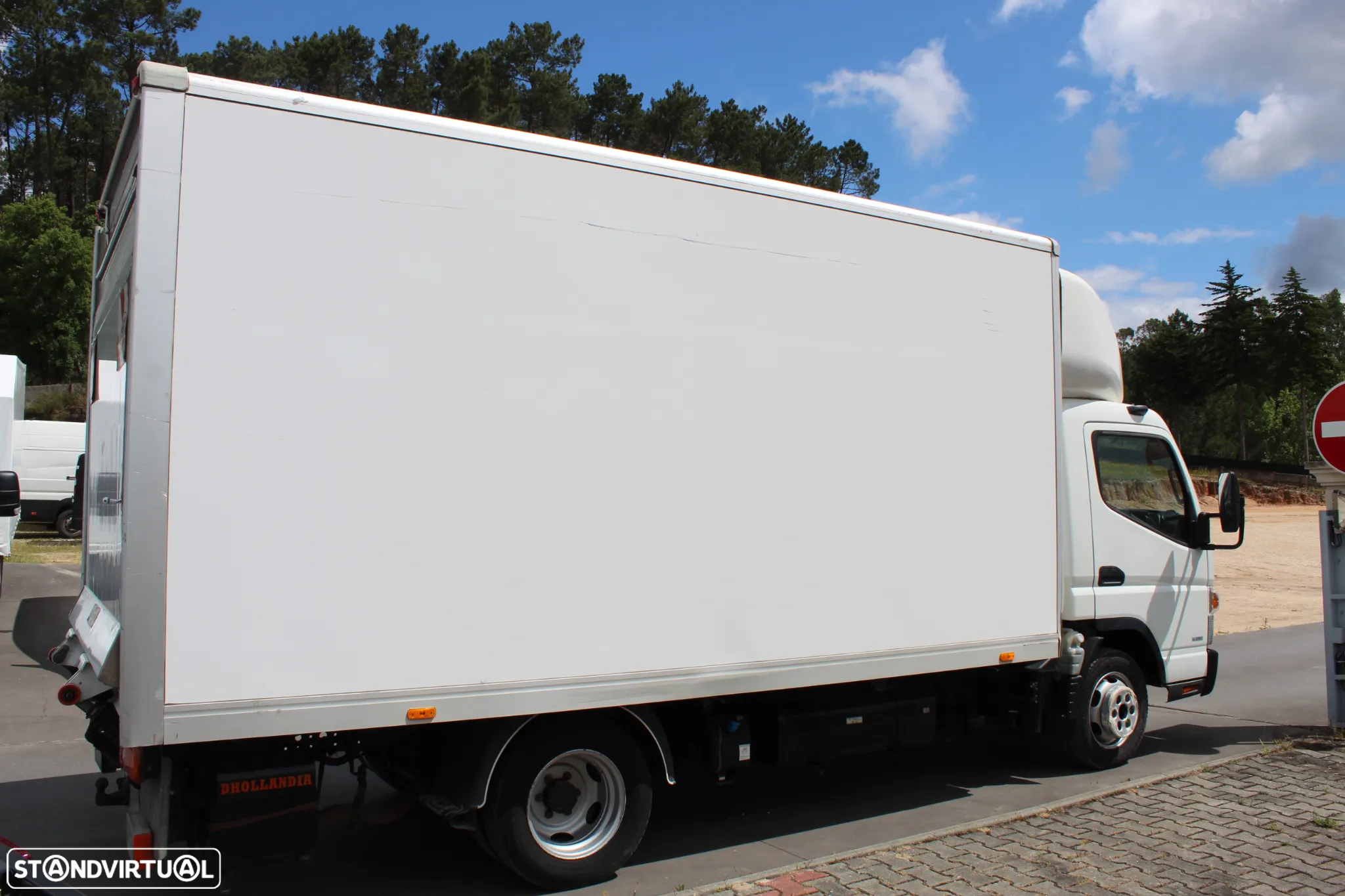 Mitsubishi FUSO CANTER 3C15 // CONTENTOR + PLATAFORMA - 4