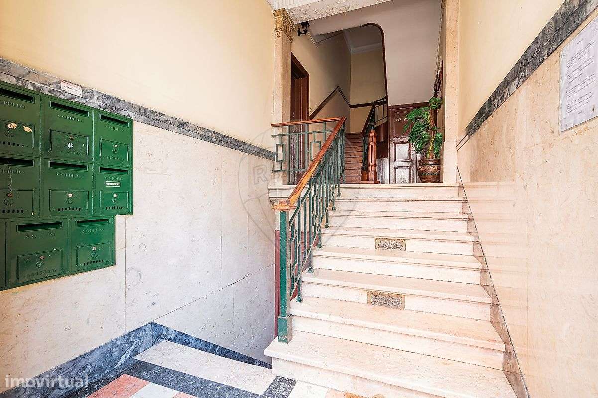 Apartamento T4 para venda-0