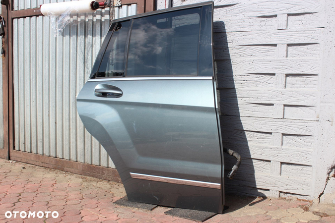 Drzwi Prawe Tylne Mercedes GLK x204 kompletne - 2