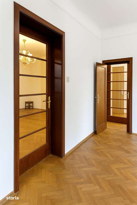 Refugiu interbelic cu 3 camere - 90 mp utili - Curte interioara-4