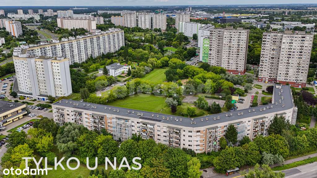 4 pokoje, osobna kuchnia, balkon, piwnica