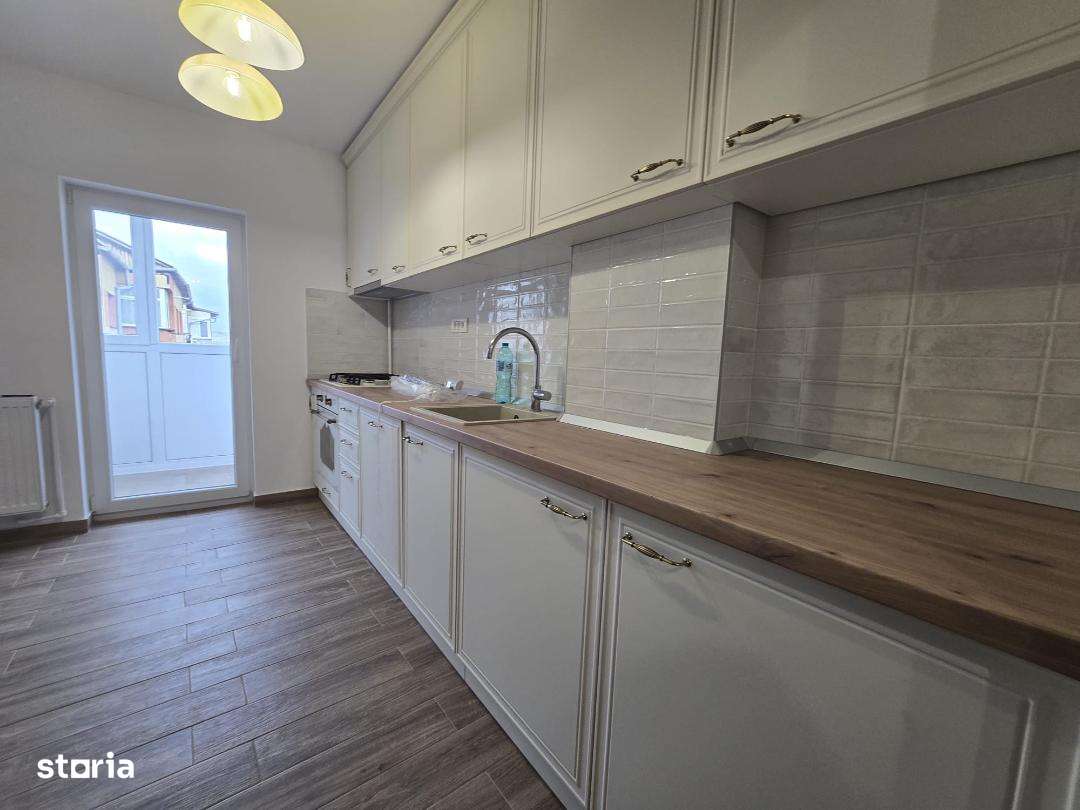 De vanzare Apartament 4 camere, zona Tolstoi. - Imagine principală: 4/14