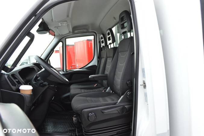 Iveco DAILY 60C15 CHŁODNIA+DRZWI BOCZNE I TYLNE MROŹNIA IZOTERMA - 22