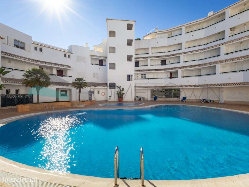 Apartamento Duplex com Terraço Panorâmico e Acesso Privado à Praia-... - Grande imagem: 5/49