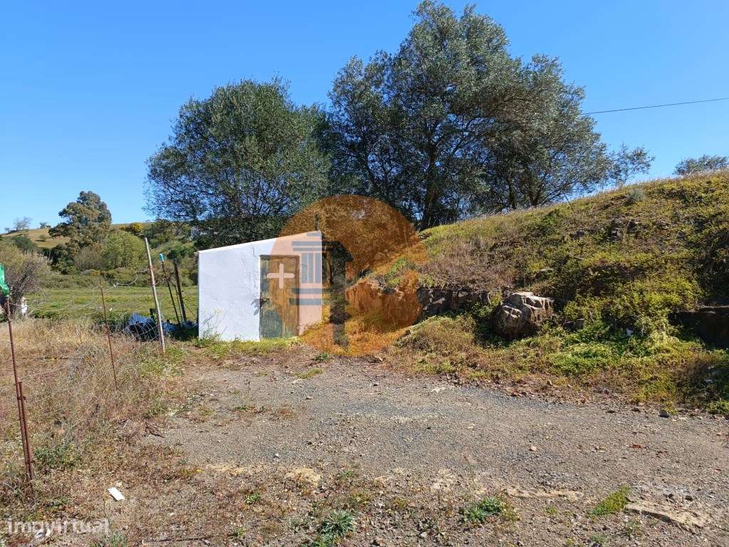 TERRENO COM RUINA - 4.960 M2 - COM NORA - ÁGUA DA BARRAGEM NA JUNQU...-6