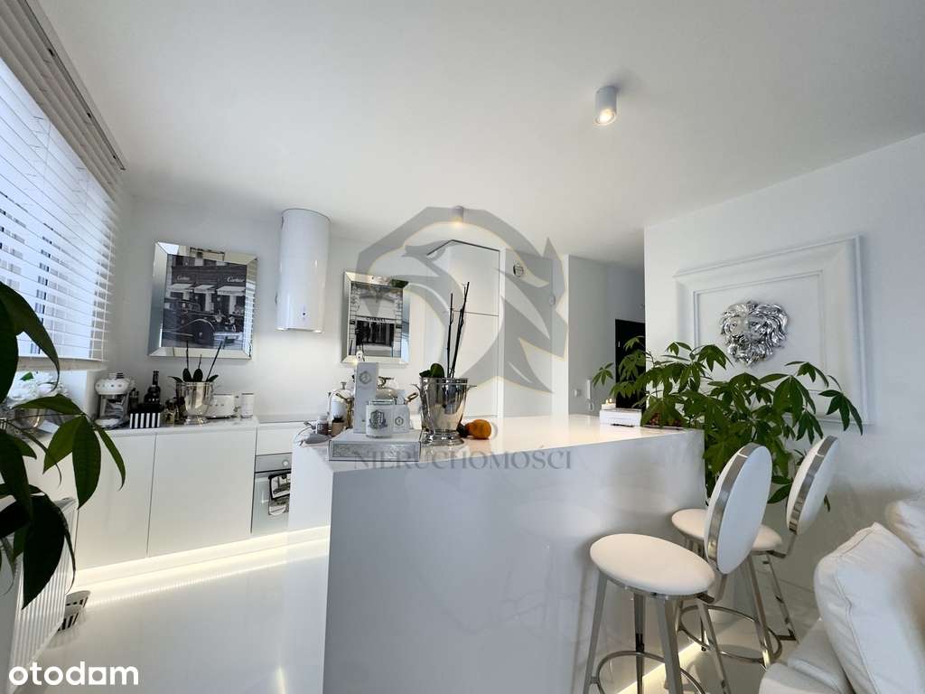UNIKATOWY  APARTAMENT W STYLU GLAMOUR-17
