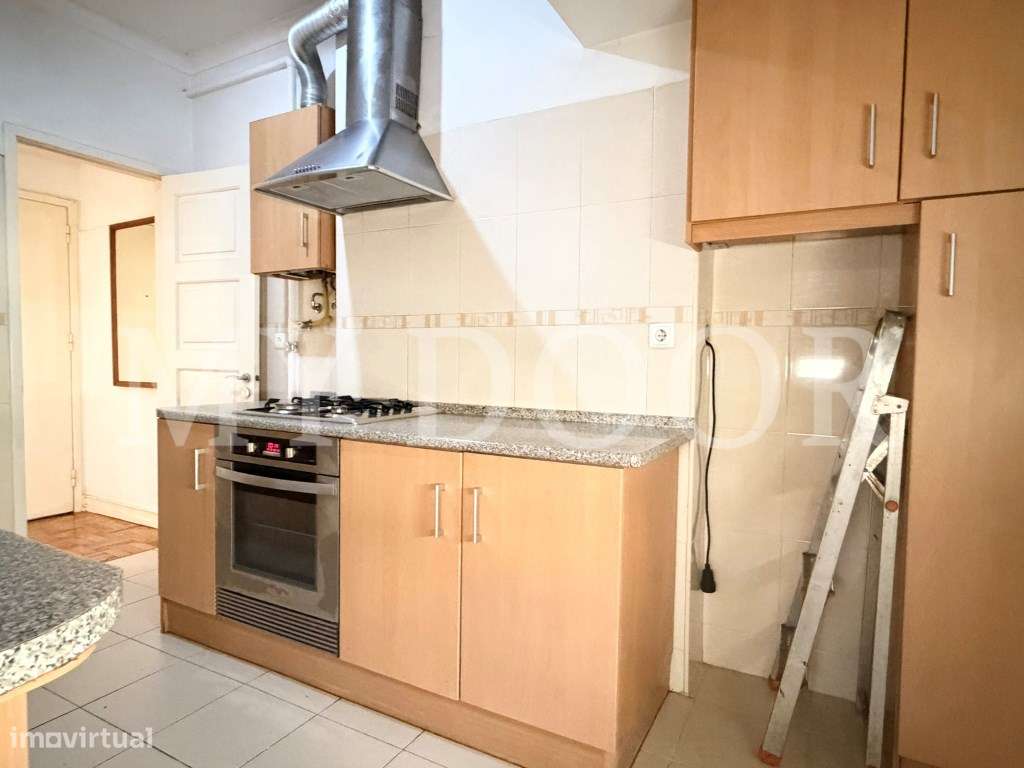 Apartamento T1 em Moscavide - 2º Andar - VARANDA - Grande imagem: 3/18