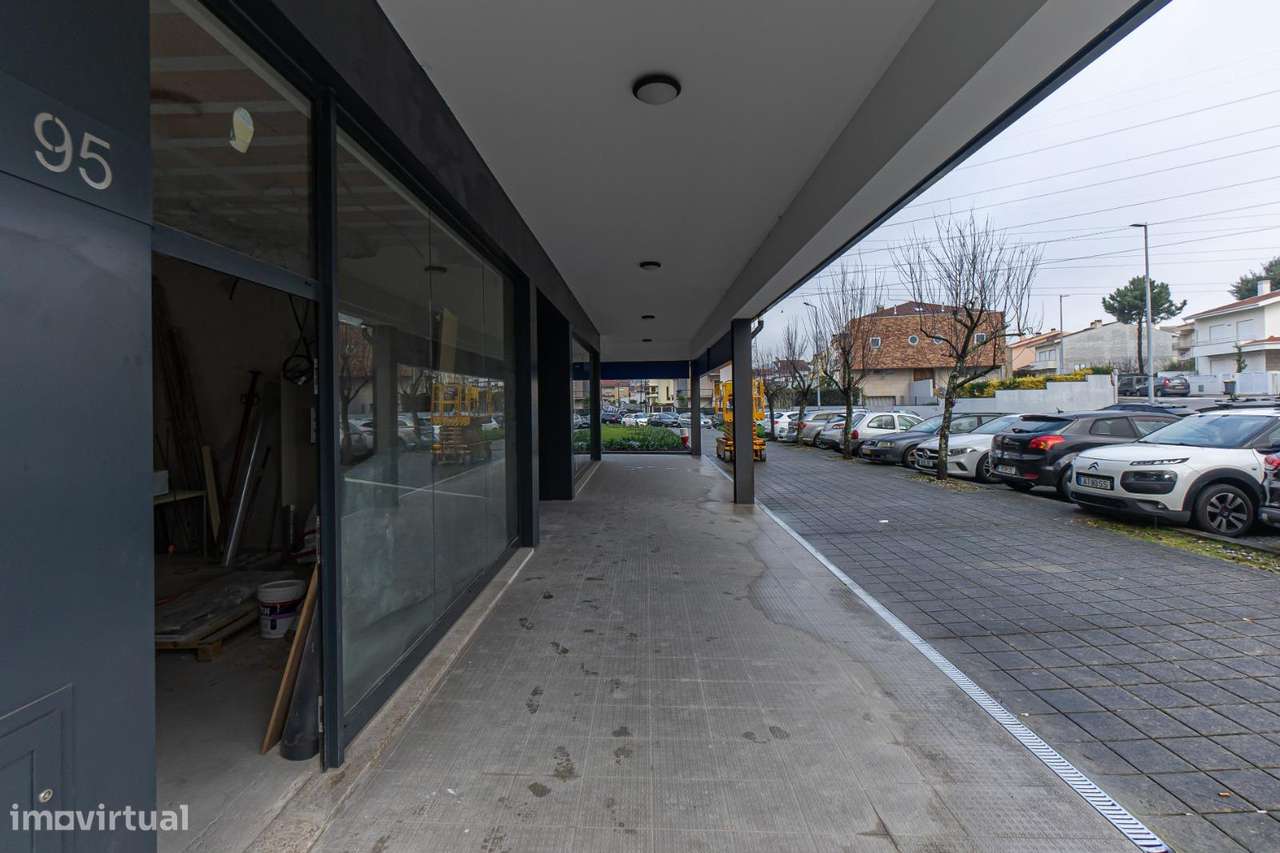 Loja Nova para RESTAURAÇÃO  na Zona Industrial  de Alfena - Grande imagem: 5/26