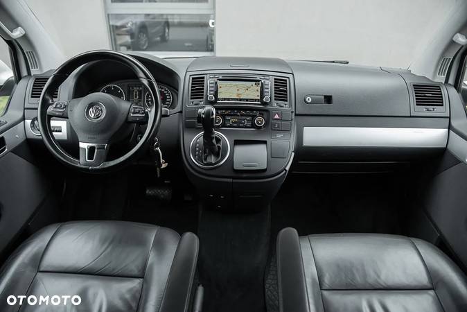 Volkswagen Multivan - 29