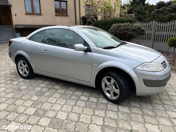 Renault Megane CC 1.6 Confort Authentique - 11