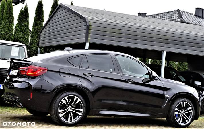 BMW X6M - 11