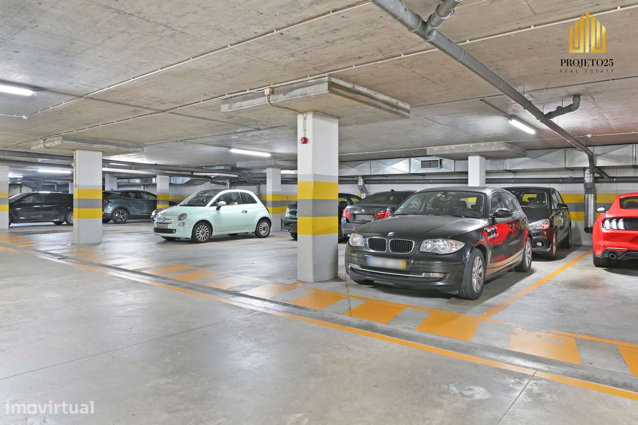 T2 Com Terraço Privativo em Condº Fechado com Piscina Coberta e Jardim-32