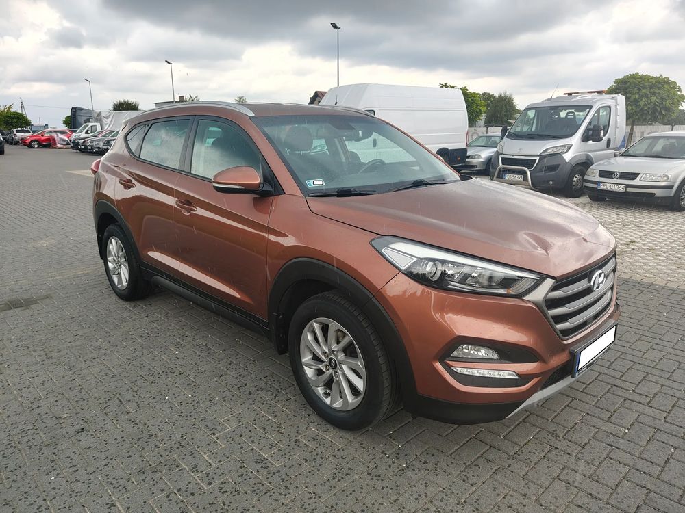 Hyundai Tucson III (2015-2020) 1.6 GDI BlueDrive Comfort 2WD 2016