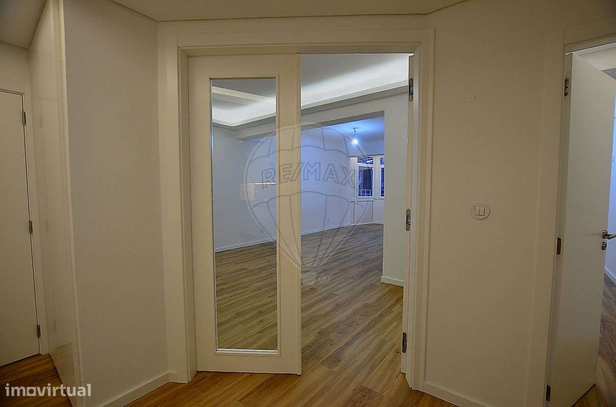 Apartamento T3 à venda em Cacilhas-24