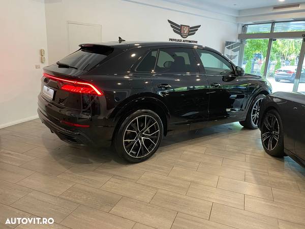 Audi Q8 - 21