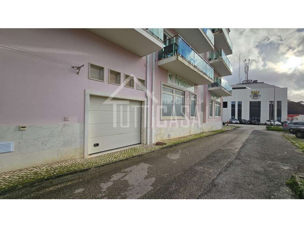 Apartamento estilo duplex T2+1 na Malveira-53