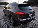 Porsche Cayenne Turbo Tiptronic S - 5