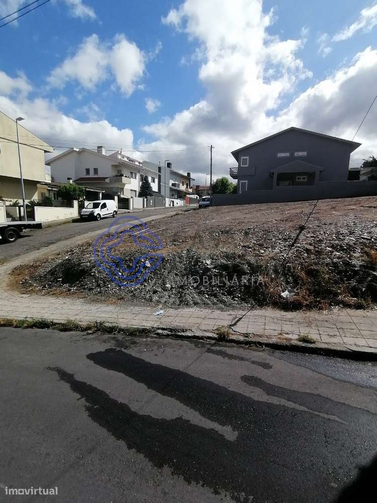 Terreno à venda em Campo com 447 m2 para construção de Moradia Térrea - Grande imagem: 3/9
