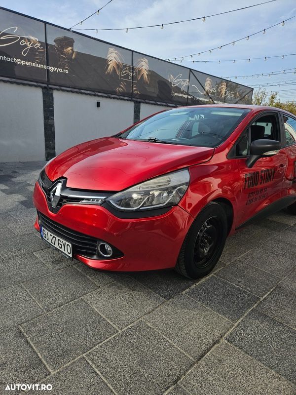 Second hand Renault Clio 4 200 EUR, 135 000 km Autovit