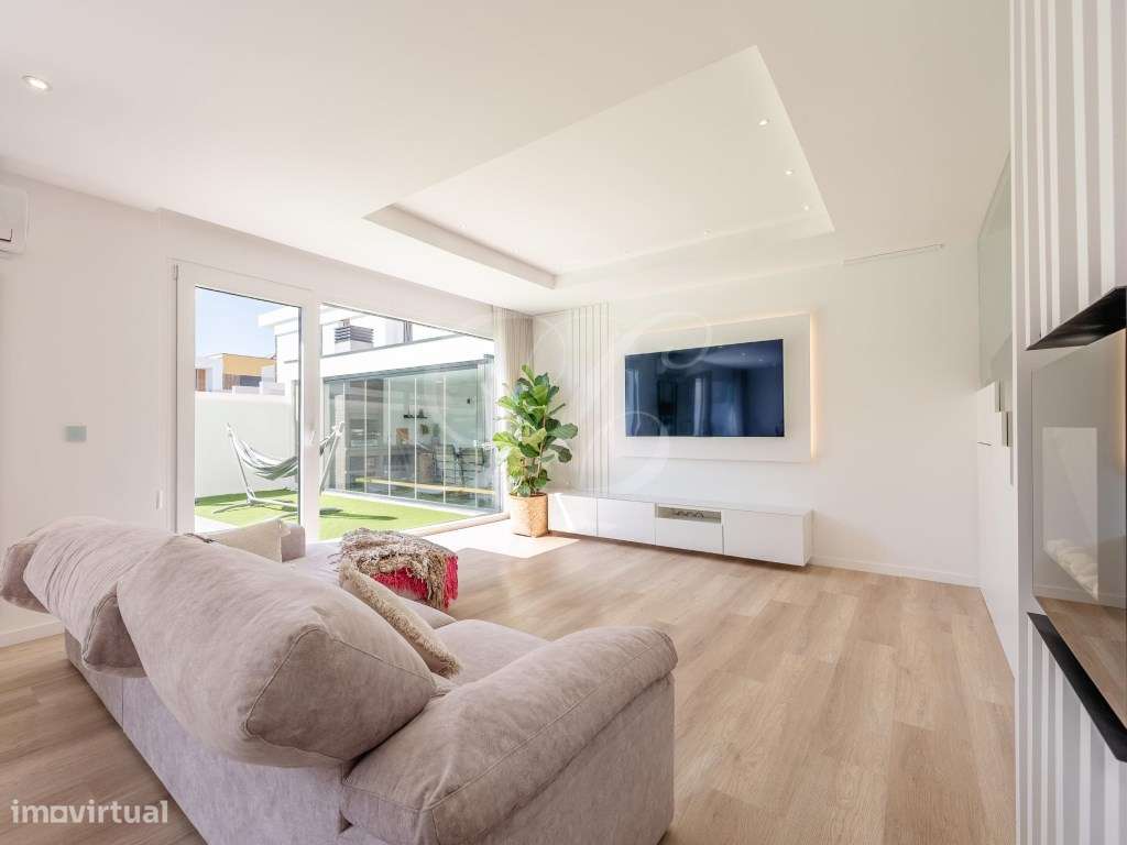 Moradia T3 c/ piscina e barbecue | Cascais-7