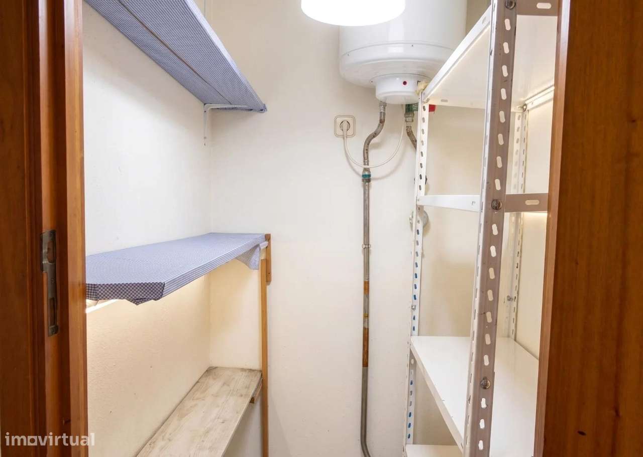 Apartamento T3 Venda em Vilar de Andorinho,Vila Nova de Gaia-4