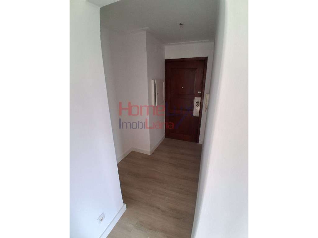 Apartamento T2 Remodelado em Rio Tinto - Grande imagem: 5/17