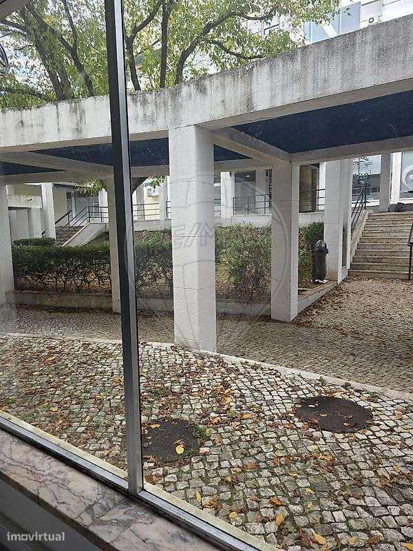 Loja  para arrendamento - Grande imagem: 2/10