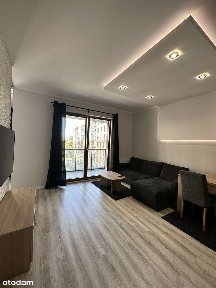 Nowoczesne mieszkanie 40 m² z balkonem w Gdańsku-1