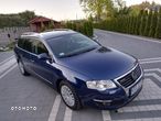 Volkswagen Passat 2.0 TDI DPF BlueMot Trendline - 12