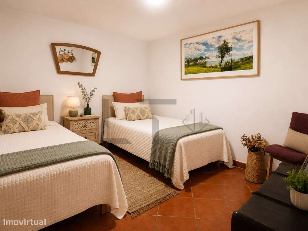 Moradia de Sonho T4+1 para Venda com Total Vista Mar, junto à Praia...-40