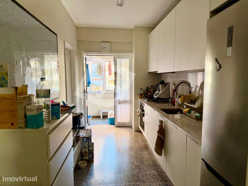 Apartamento T4 c/ Varanda - Av. Lourenço Peixinho-14