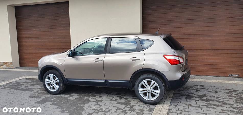 Nissan Qashqai 1.5 dCi Tekna - 2