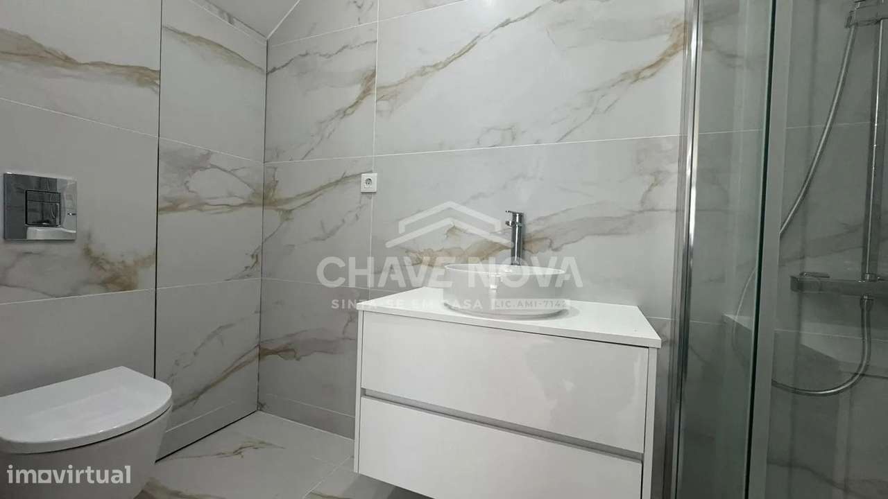 Moradia T3 Nova em fase final de acabamentos — Serzedo,  Gaia - Grande imagem: 5/19