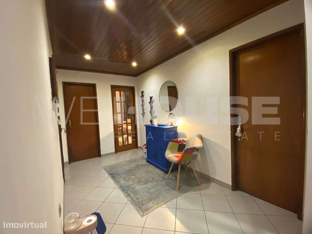 Apartamento T2 com Duas Varandas no Pinhal Novo - Totalmente Remode...-17