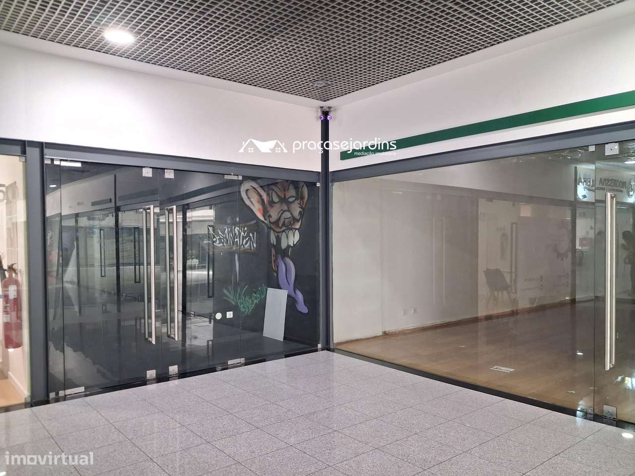 Loja com 60m2 - Grande imagem: 2/4