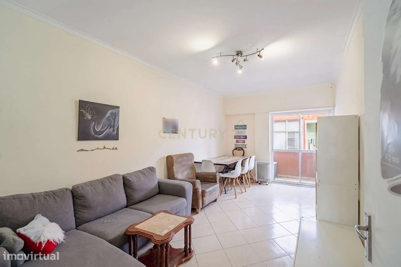 Apartamento T2 em Cacilhas – Excelente Localização-7