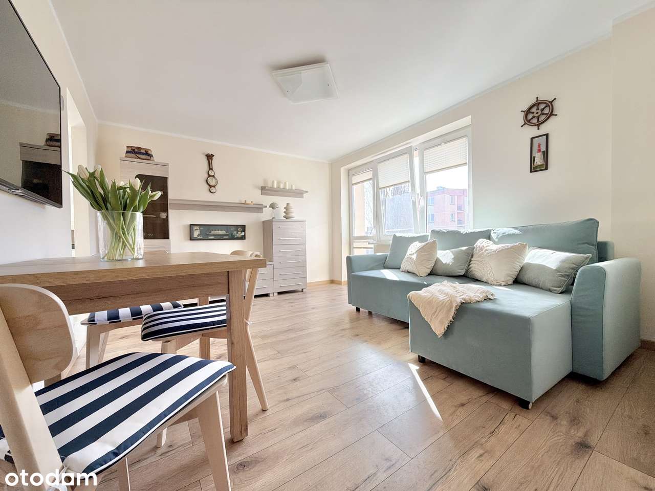 Słoneczne dwupokojowe mieszkanie w centrum Świnoujścia-0