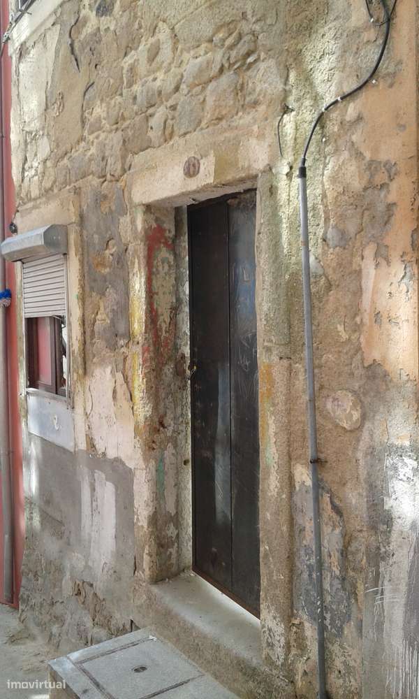 Moradia Ruina - Baixa Porto - Grande imagem: 4/6