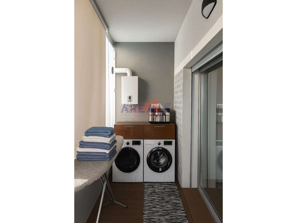 EXCLUSIVO T3 | Centro da Cidade | Como Novo e Pronto a Habitar!-5