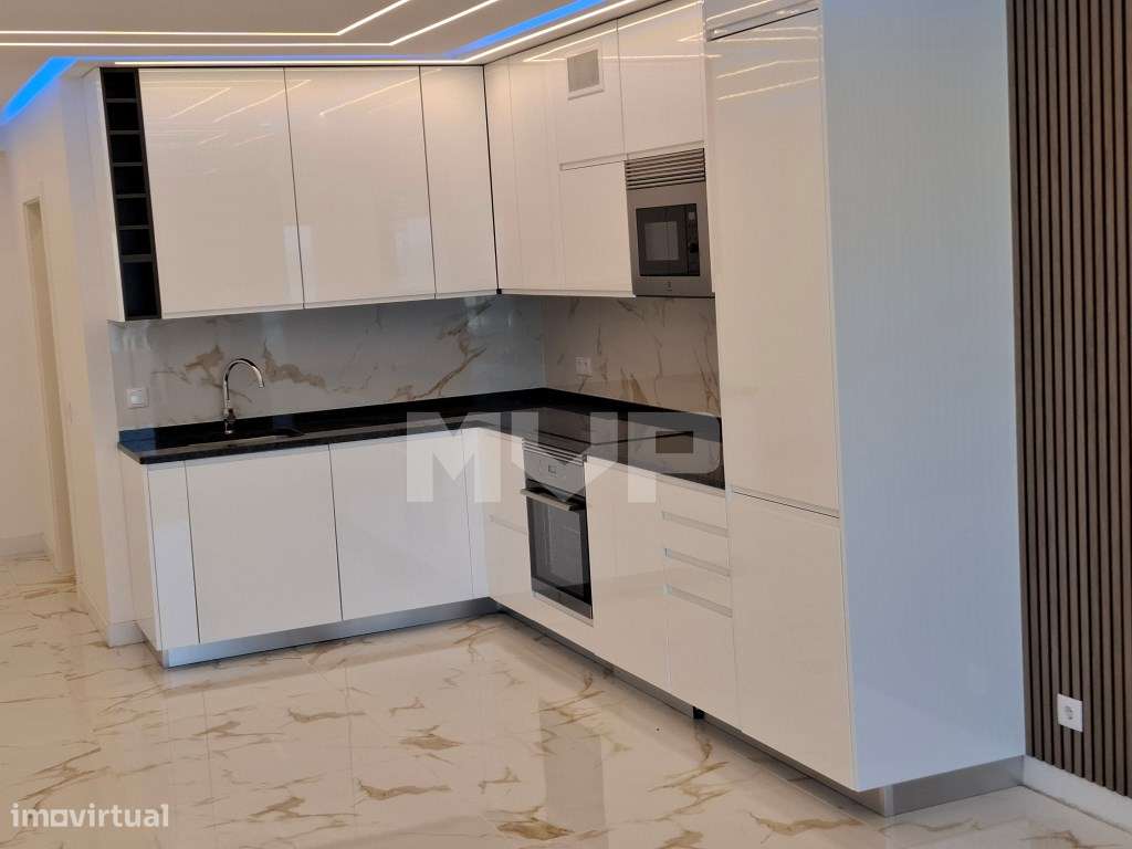 Apartamento T2 em Quarteira-5