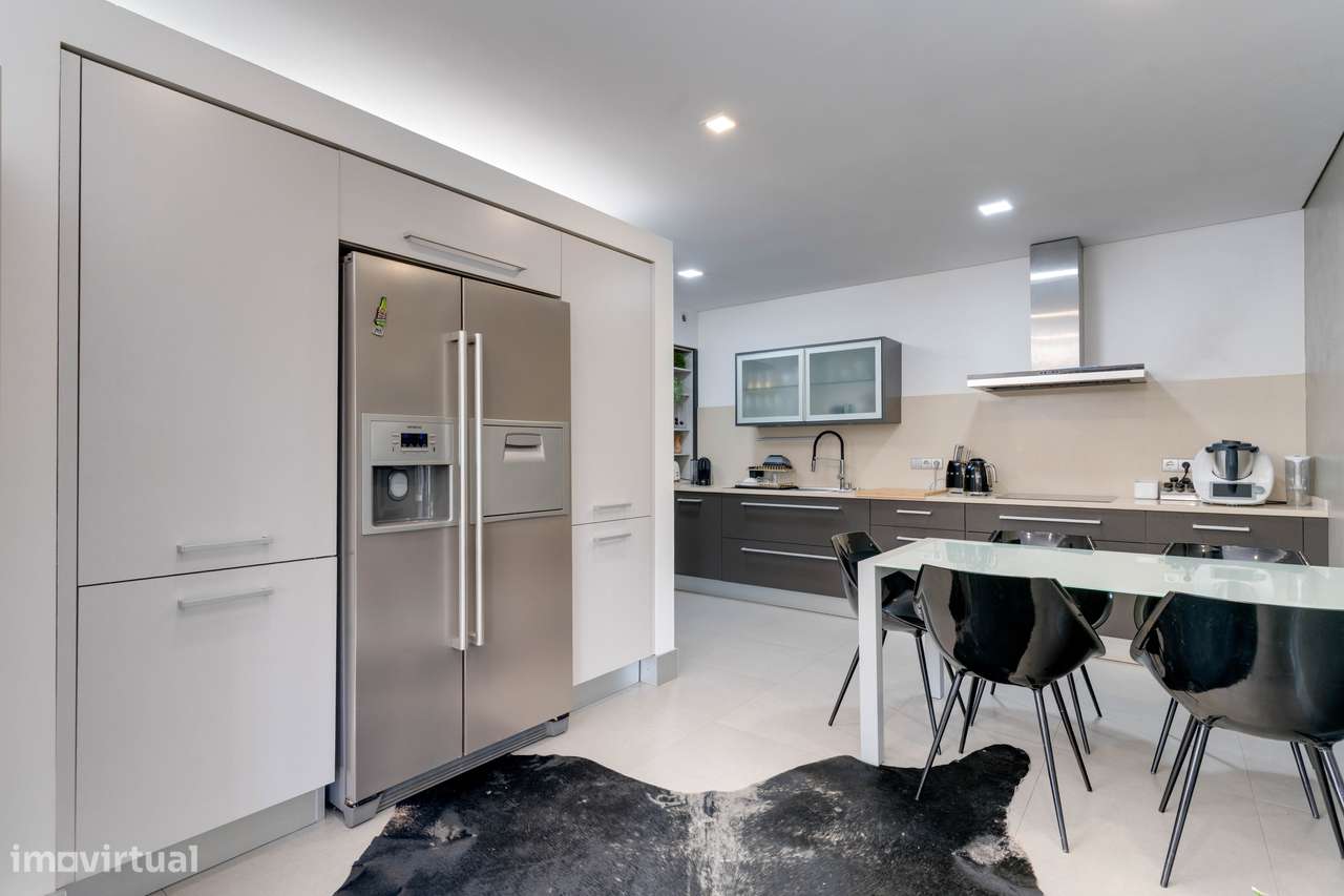 Elegância e Privacidade na Moradia dos Seus Sonhos-1