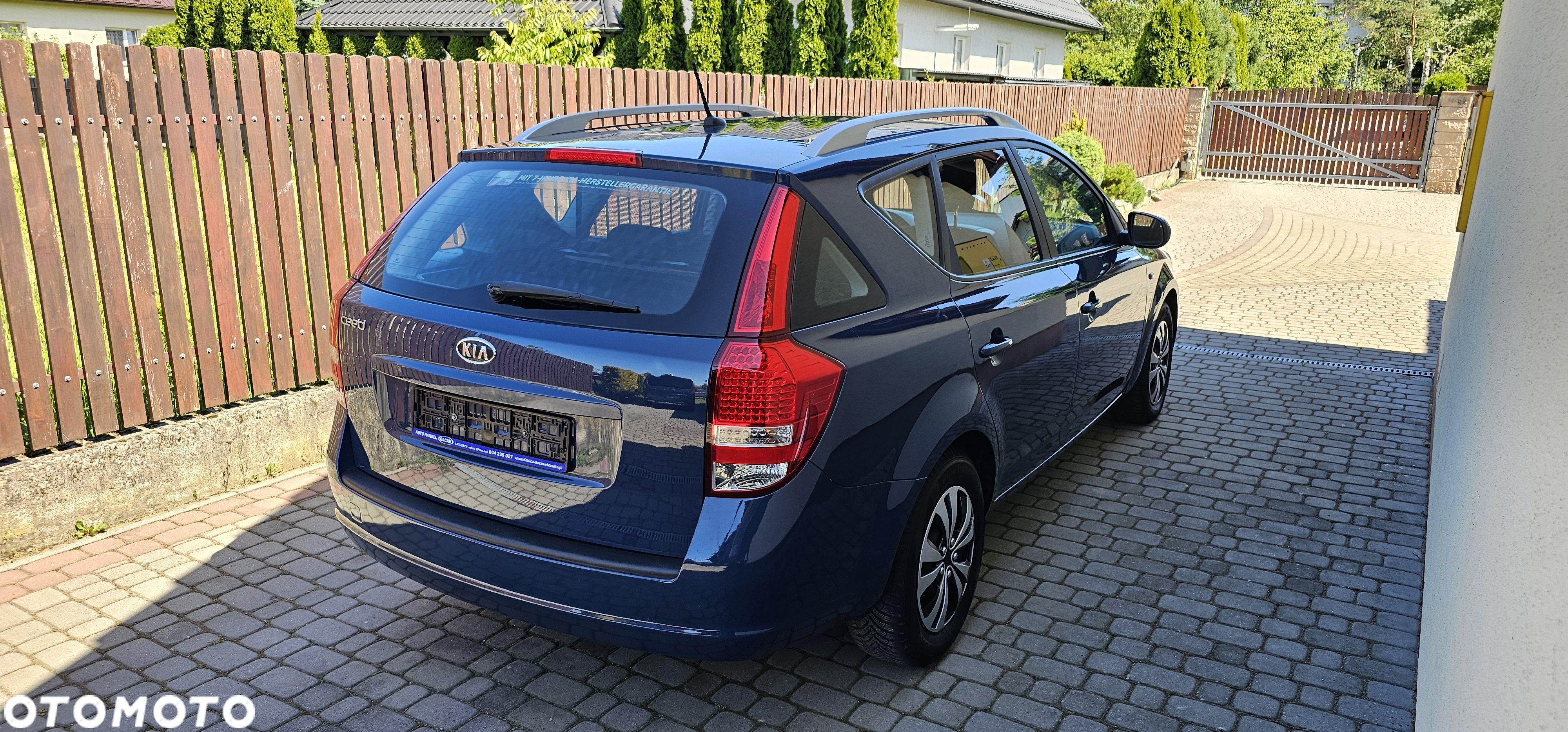 Kia Ceed - 4