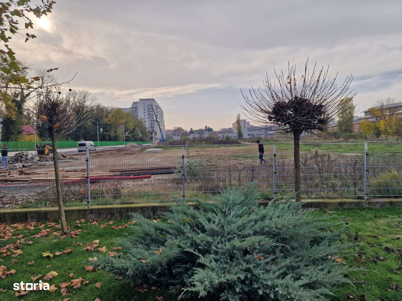 Teren de vanzare - Sector 4, Bucuresti - 15.000 mp - 6.500.000 Euro - Imagine principală: 3/13