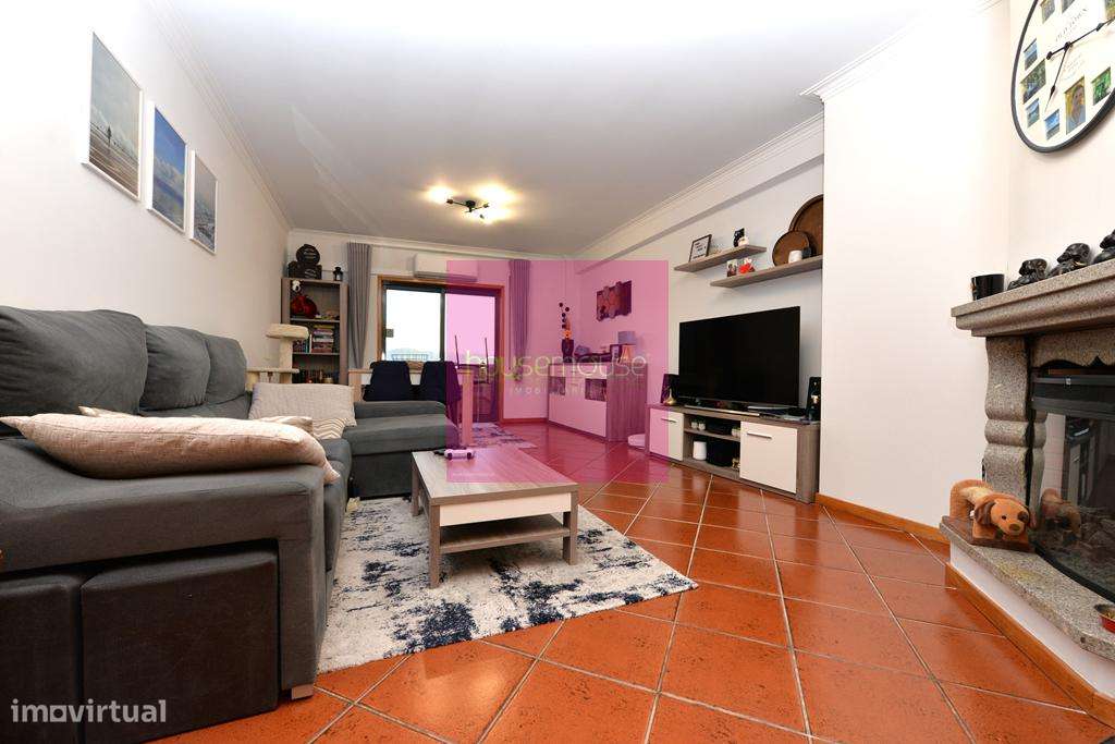Apartamento T 3, Garagem 2 Autos-3
