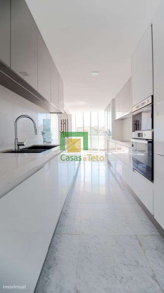 Apartamento T4- Funchal Centro-10