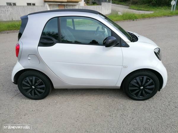 Smart ForTwo Coupé EQ perfect - 24