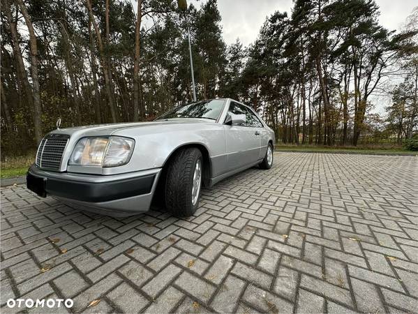 Mercedes-Benz W124 (1984-1993) - 2